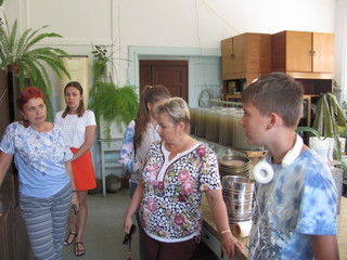 Для учащихся школы №32 в ИМГиГ ДВО РАН провели экскурсию